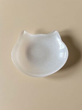 NWT Cat Lady Box Luna Frosted Glass Cat-shaped Dish